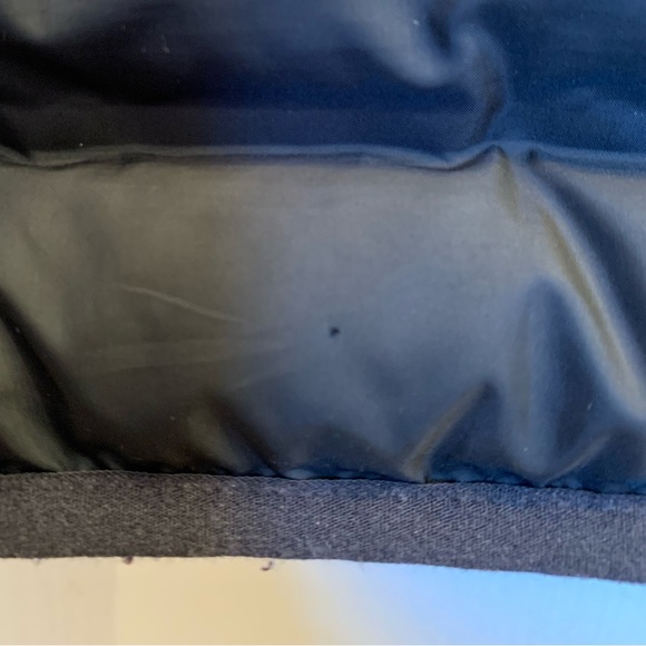 Columbia Lake 22 Vest - Picture 7 of 7